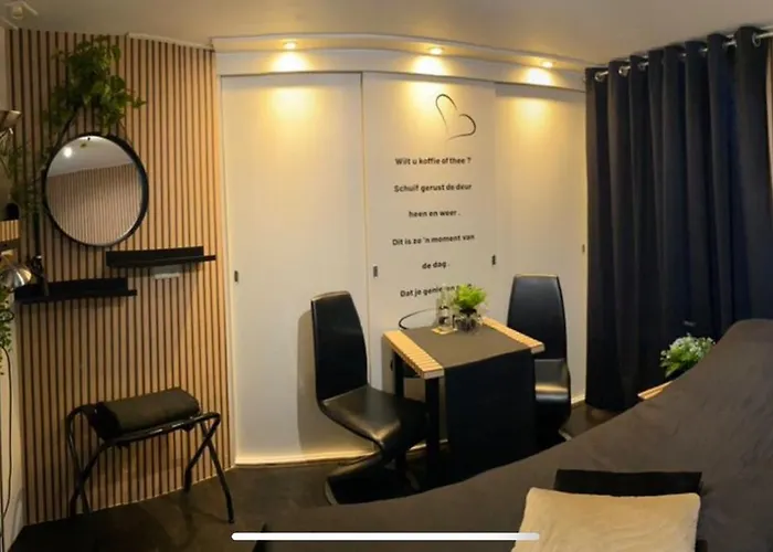 Bed & Breakfast Romee 3*