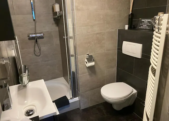 Romee Bed & Breakfast